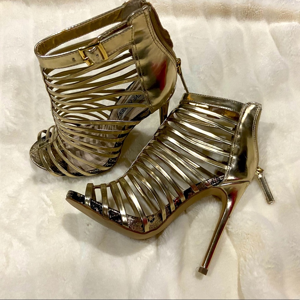 Steve Madden Gold stilettos